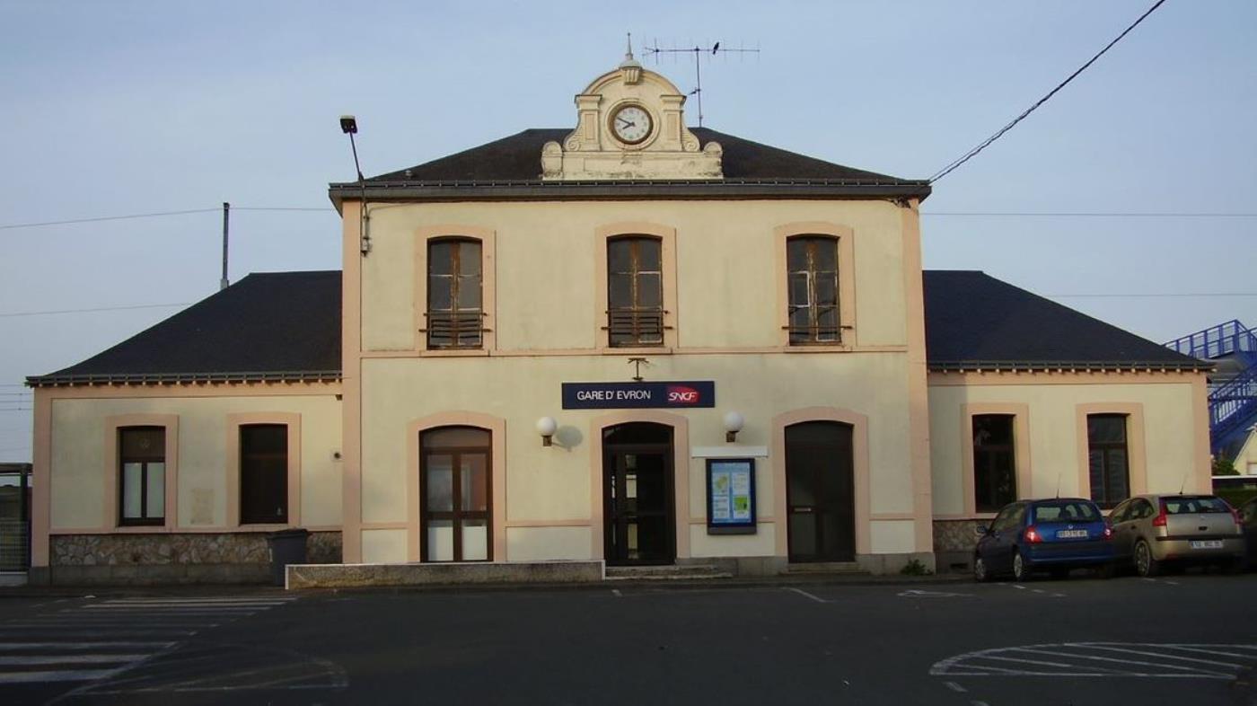 Gare d'Évron